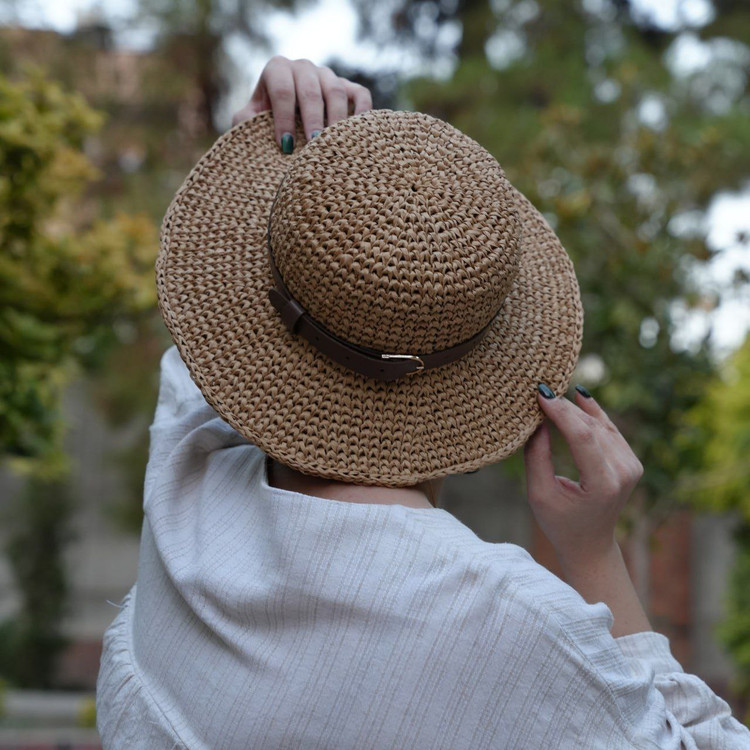 کلاه حصیری بچهگانه مدل پاریس با بند قهوهای تیره - بافت رافیا و ایستایی عالی